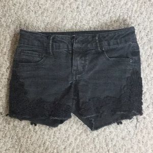 MUDD lace black shorts